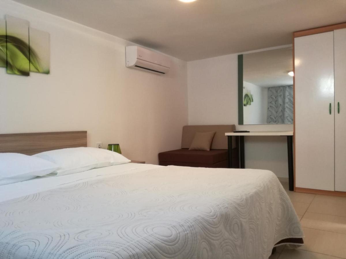 Апартаменти Apartman Anni Пореч Екстер'єр фото